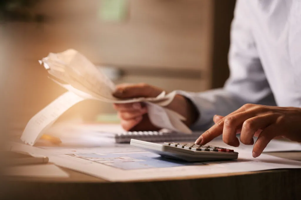 Illustration — La Paie en Afrique : Comprendre les Enjeux et Optimiser la Gestion